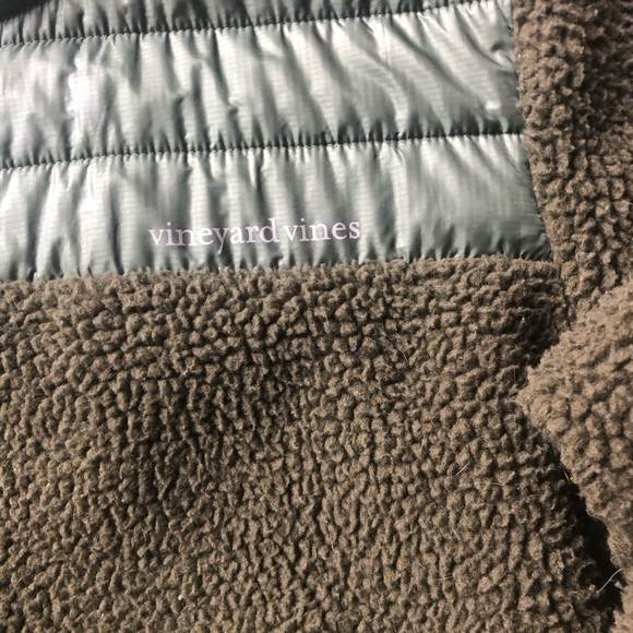 Vineyard Vines Fleece - Picture 2 of 4